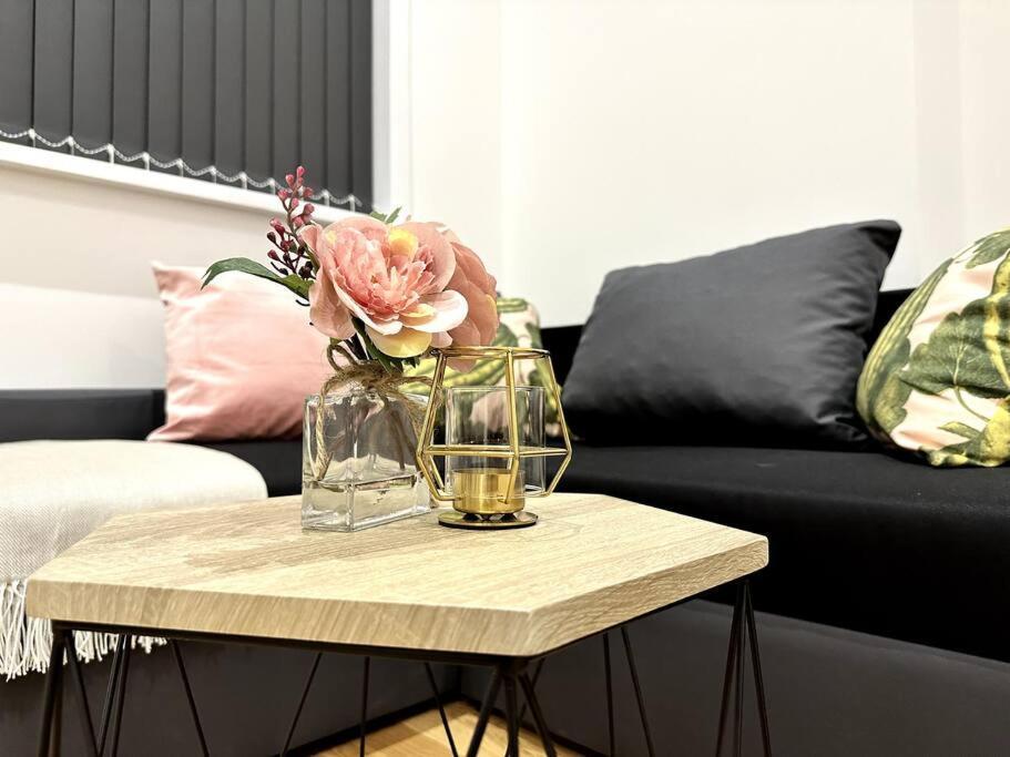 Spacious And Elegant Apartment Бирмингем Экстерьер фото